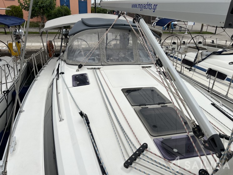 Bavaria 41 Cruiser - Yacht Charter Sailica
