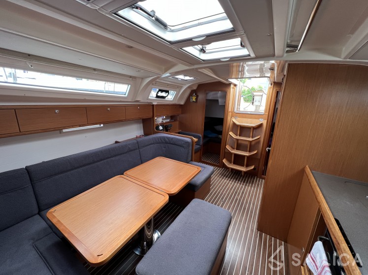 Bavaria 41 Cruiser - Yacht Charter Sailica