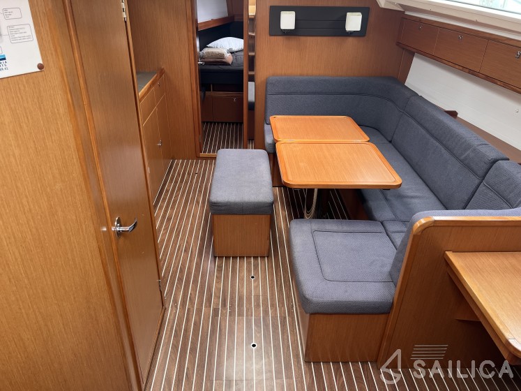 Bavaria 41 Cruiser - Yacht Charter Sailica