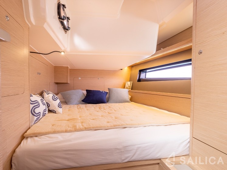 Dufour 41 - Yacht Charter Sailica