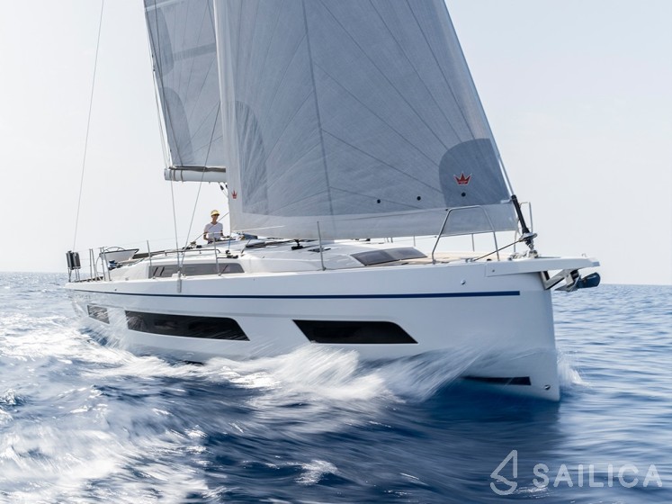 Dufour 41 - Yacht Charter Sailica