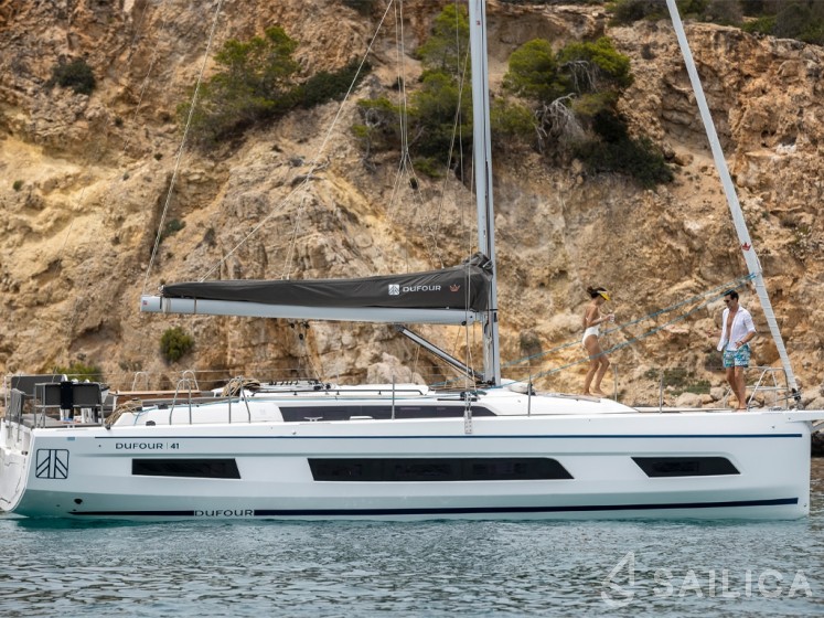 Dufour 41 - Yacht Charter Sailica