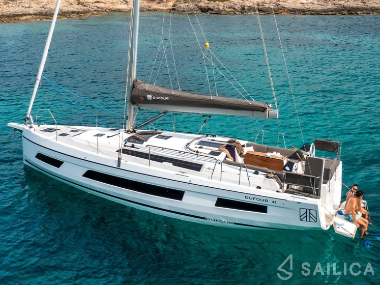Dufour 41 - Yacht Charter Sailica