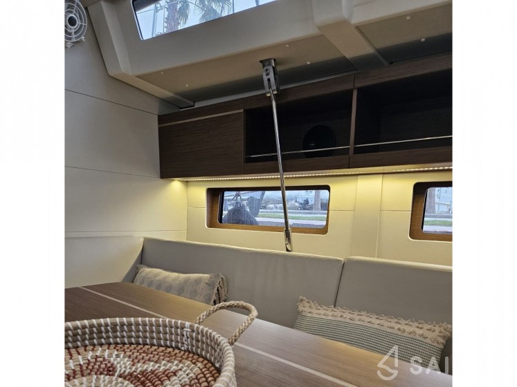Oceanis 46.1 - Yacht Charter Sailica