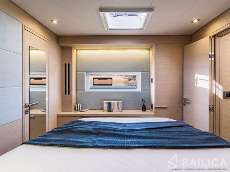 Lagoon 55 - Yacht Charter Sailica