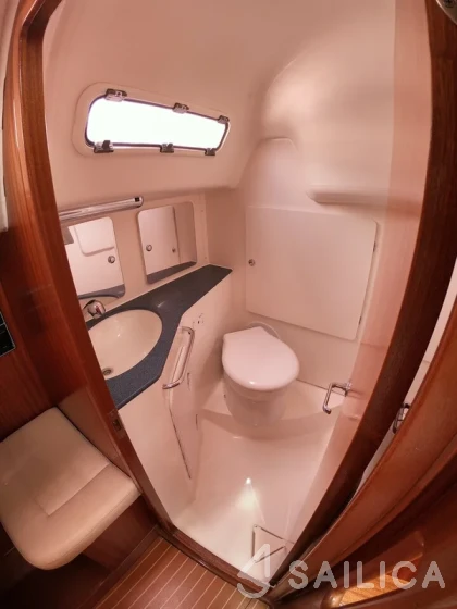 Bavaria 38 Match - Yacht Charter Sailica