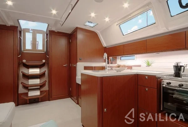 Bavaria 51 Cruiser - Yacht Charter Sailica