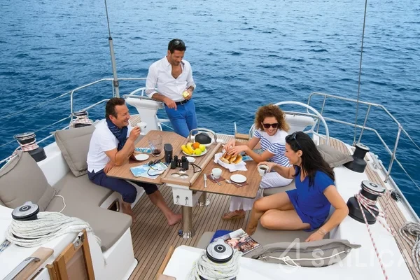 Bavaria 51 Cruiser - Yacht Charter Sailica