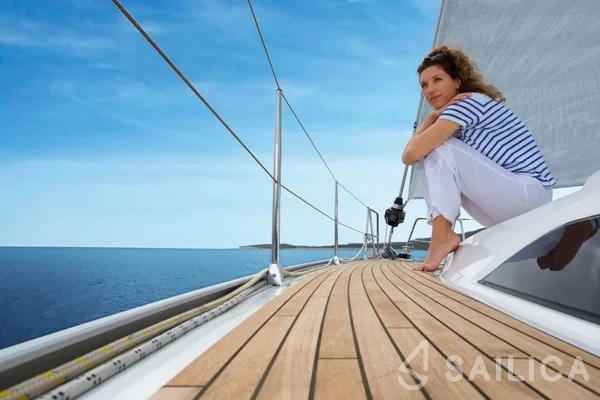 Bavaria 51 Cruiser - Yacht Charter Sailica