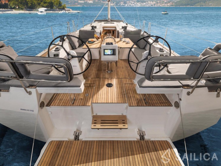 Bavaria C42 - Yacht Charter Sailica