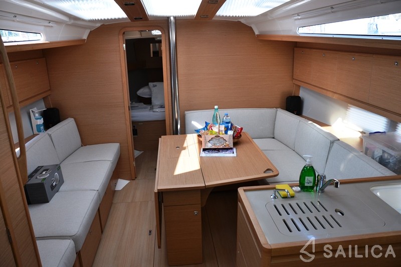 Dufour 390 Grand Large - Yacht Charter Sailica