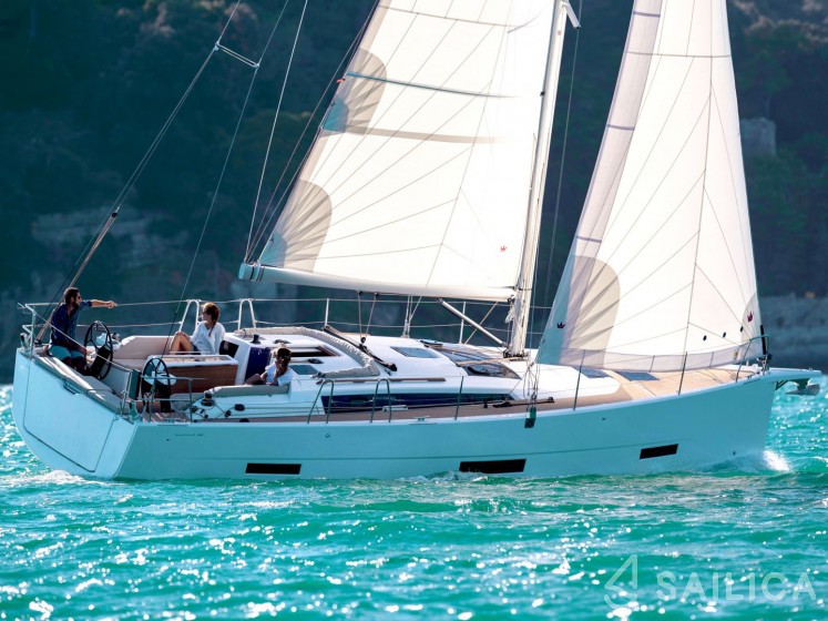 Dufour 390 Grand Large - Yacht Charter Sailica