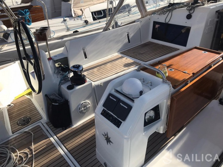 Sun Odyssey 440 - Yacht Charter Sailica