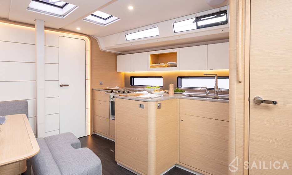 Dufour 41 - Yacht Charter Sailica