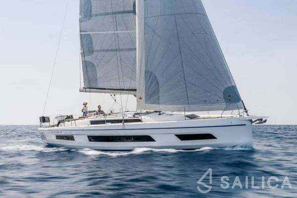 Dufour 41 - Yacht Charter Sailica