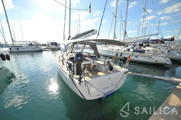 Dufour 360 GL - Yacht Charter Sailica