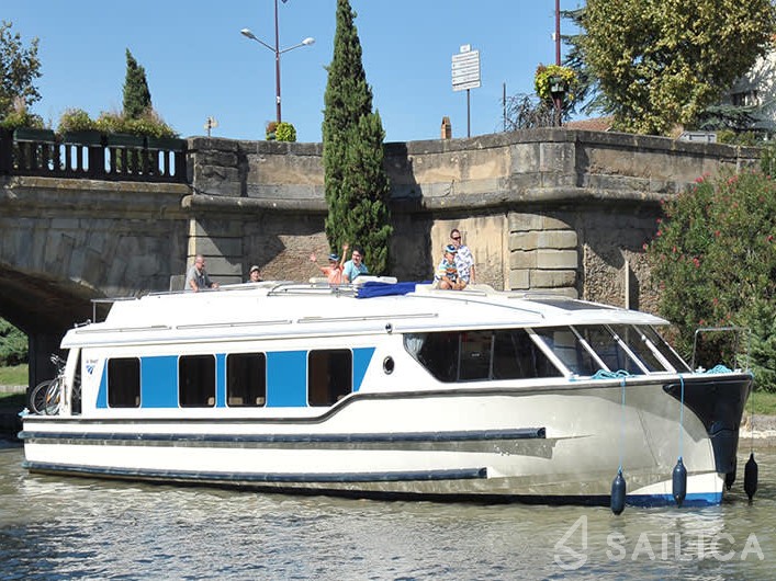 Le Boat Vision 4 - Yacht Charter Sailica
