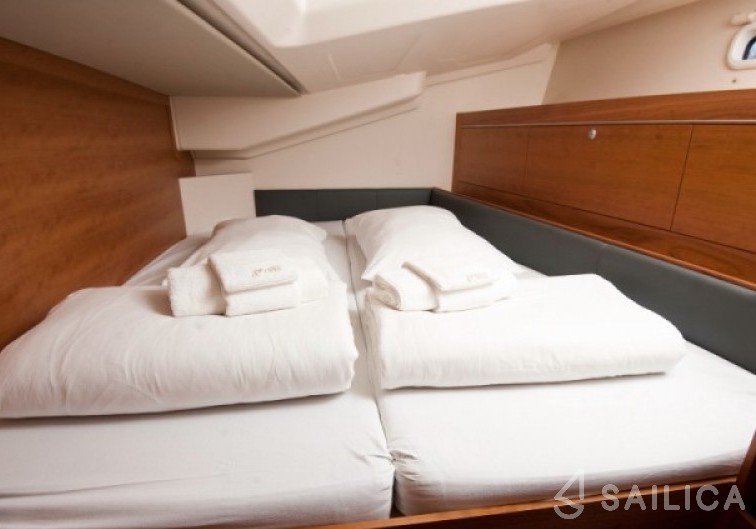 Hanse 505 - Yacht Charter Sailica