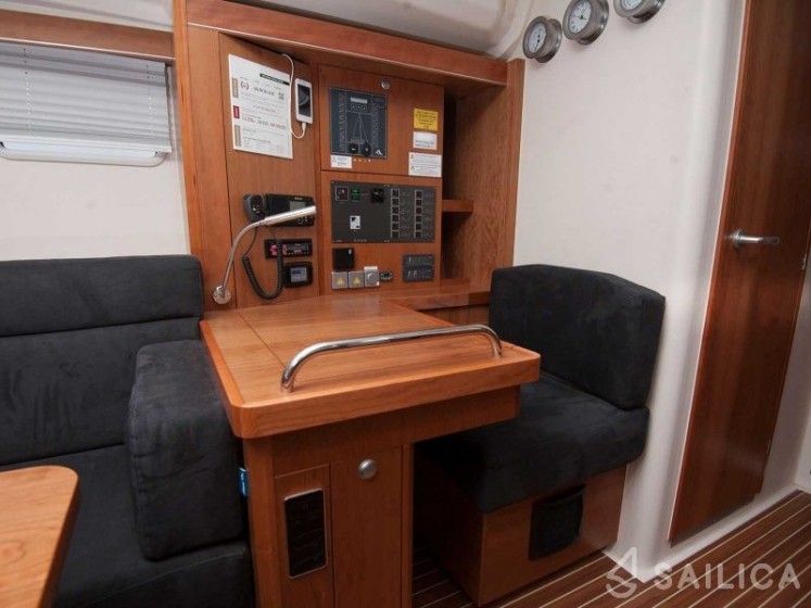 Hanse 505 - Yacht Charter Sailica