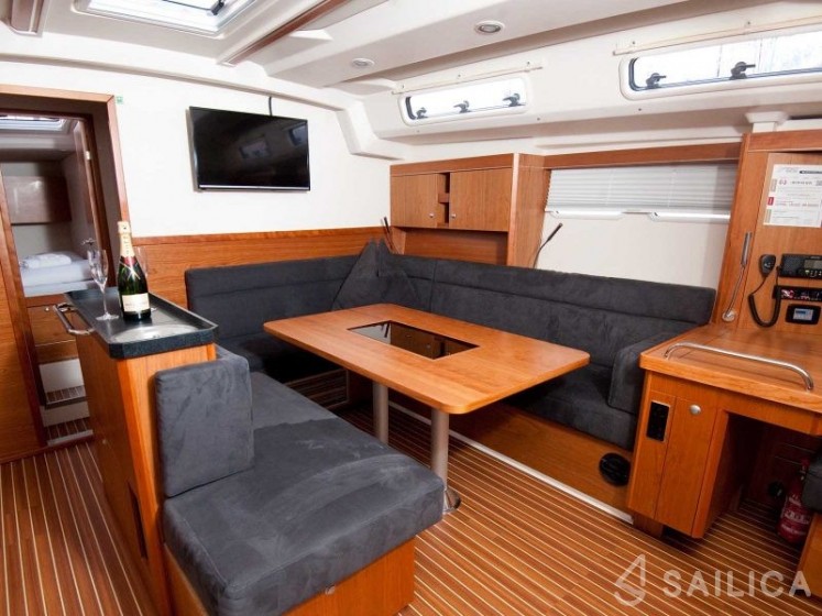 Hanse 505 - Yacht Charter Sailica