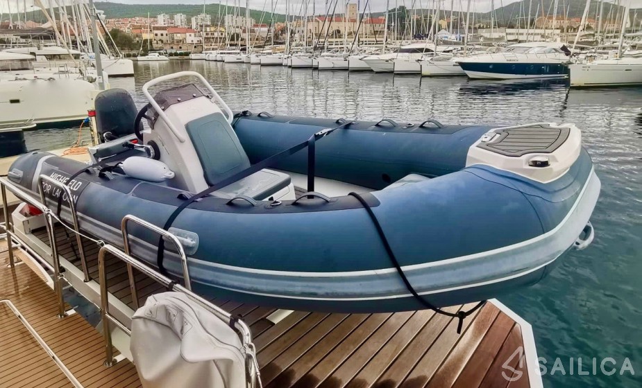 Lagoon 55 - Yacht Charter Sailica