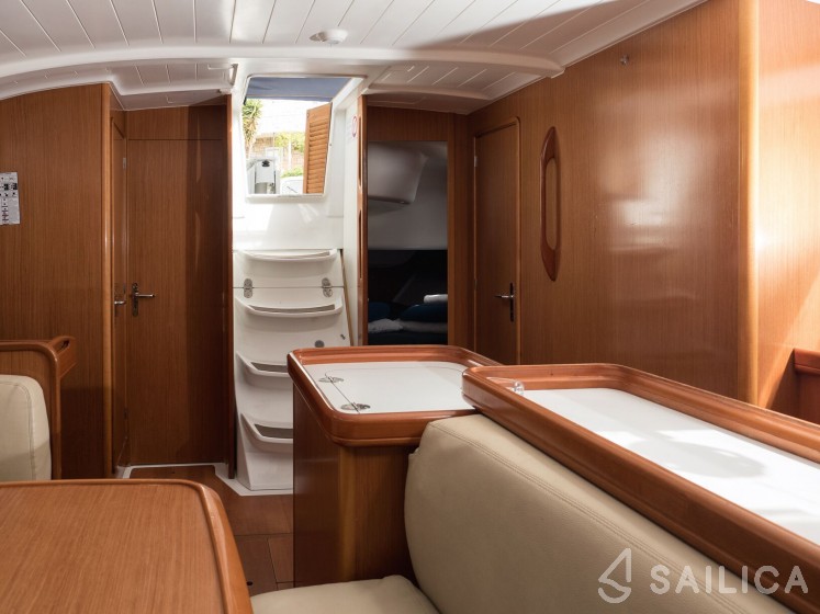 Cyclades 50.5 - Yacht Charter Sailica