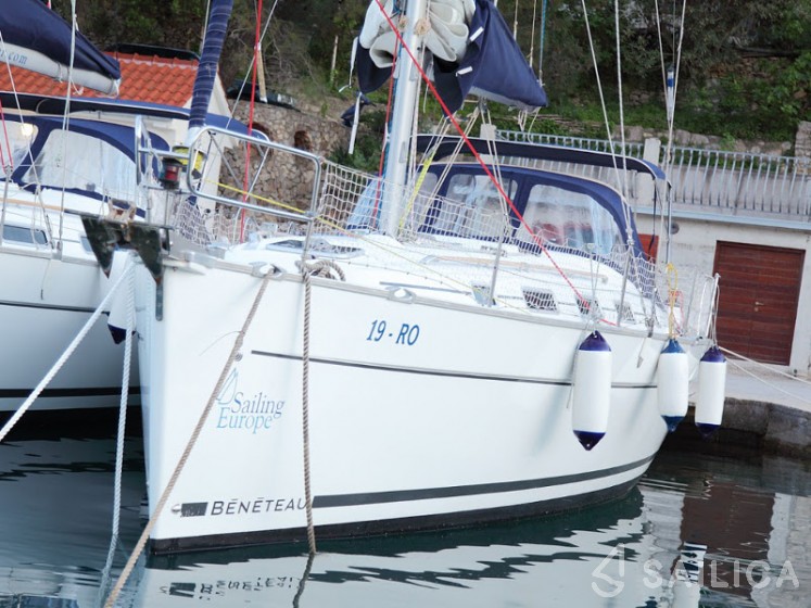 Cyclades 39.3 - Yacht Charter Sailica