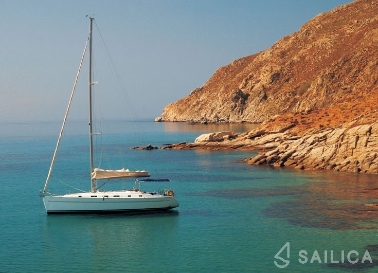 Cyclades 43.4 - Yacht Charter Sailica