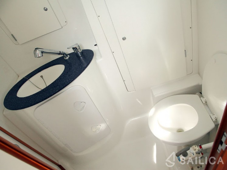Cyclades 43.4 - Yacht Charter Sailica