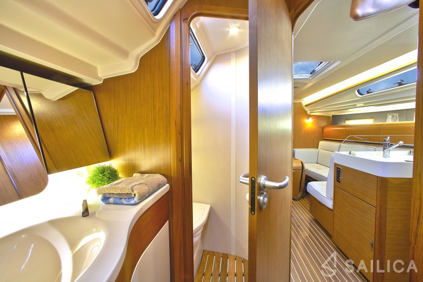 Dehler 38 - Yacht Charter Sailica