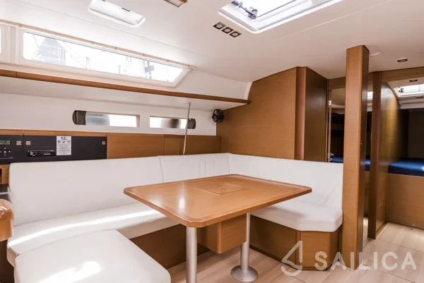Sun Odyssey 479 - Yacht Charter Sailica