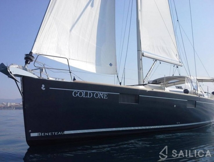 Oceanis 48 - Yacht Charter Sailica