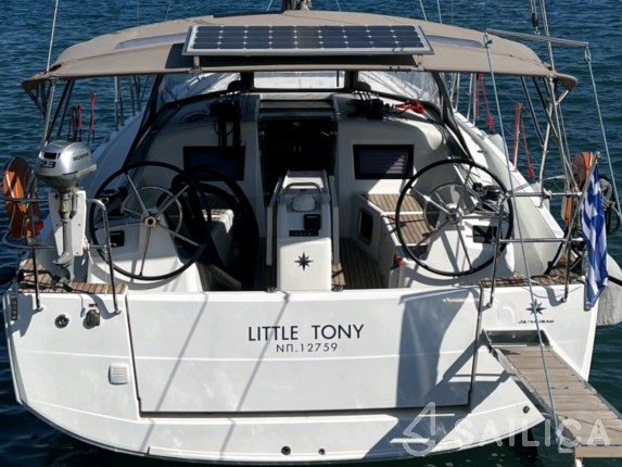 Sun Odyssey 410 - Yacht Charter Sailica