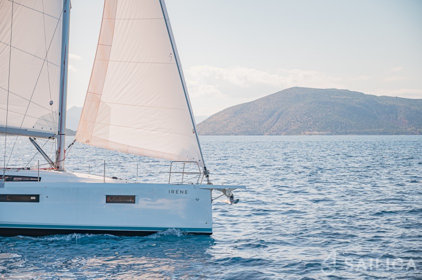 Sun Odyssey 410 - Yacht Charter Sailica