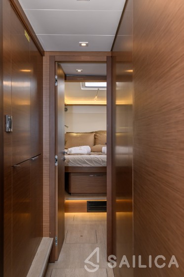 Lagoon 46  - Yacht Charter Sailica