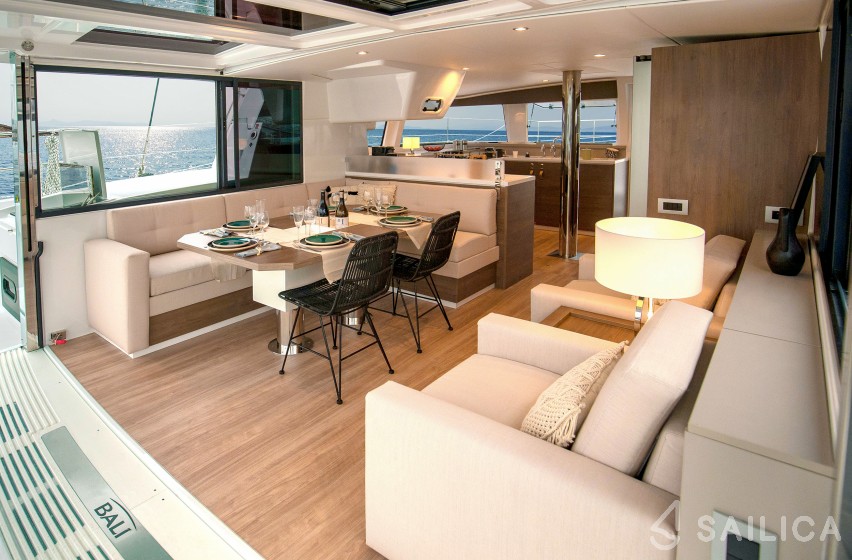 Bali 4.4 - Yacht Charter Sailica