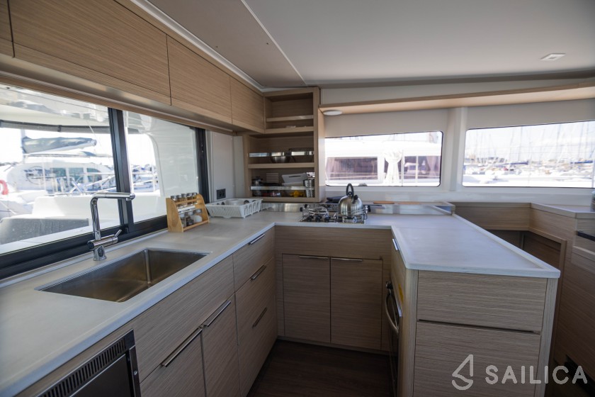Lagoon 46  - Yacht Charter Sailica