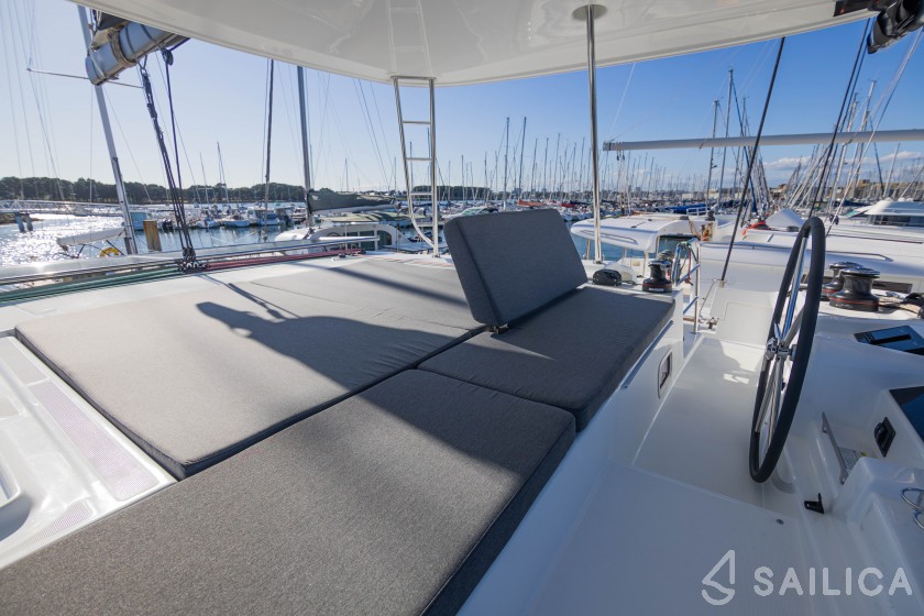 Lagoon 46  - Yacht Charter Sailica