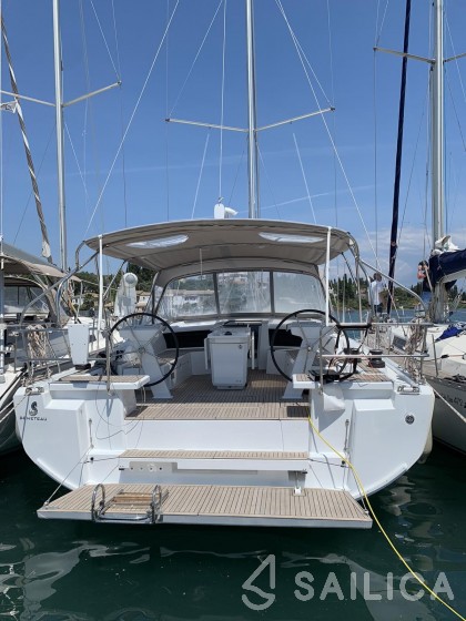 Oceanis 46.1 - Yacht Charter Sailica
