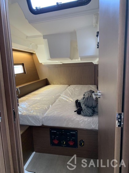 Oceanis 46.1 - Yacht Charter Sailica