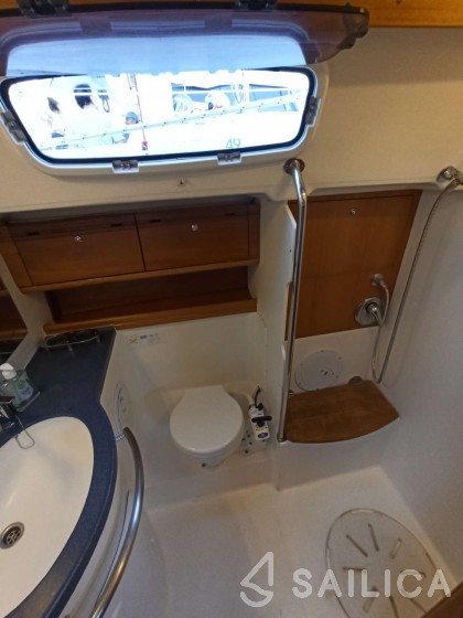Bavaria 46 Cruiser - Yacht Charter Sailica