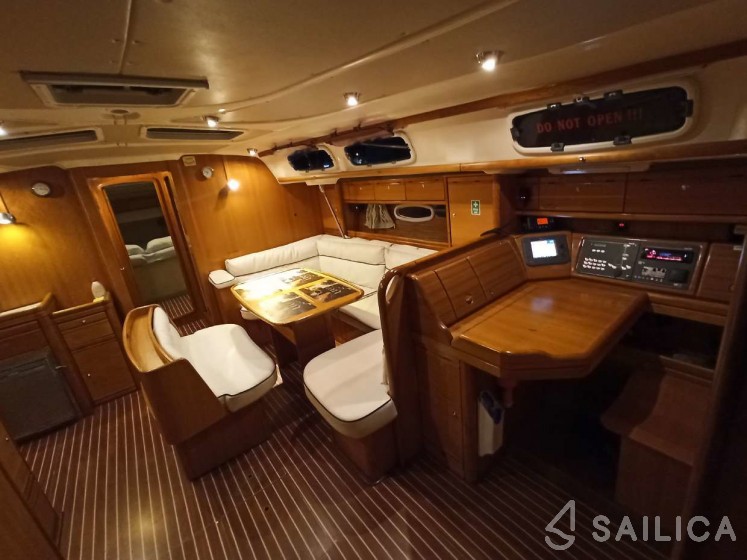 Bavaria 46 Cruiser - Yacht Charter Sailica