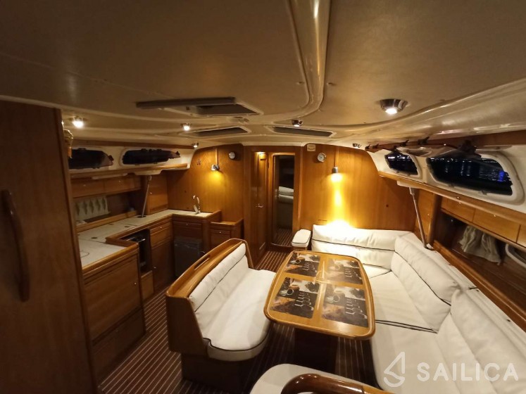 Bavaria 46 Cruiser - Yacht Charter Sailica
