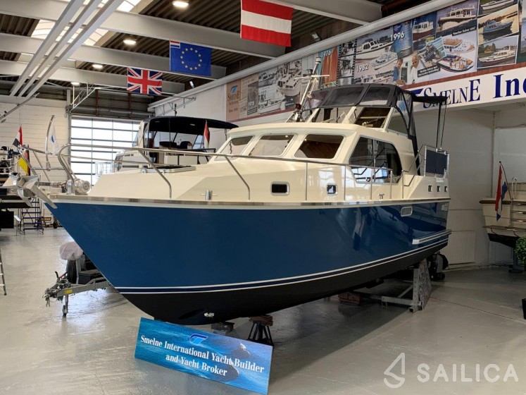 Succes 106 AC - Yacht Charter Sailica