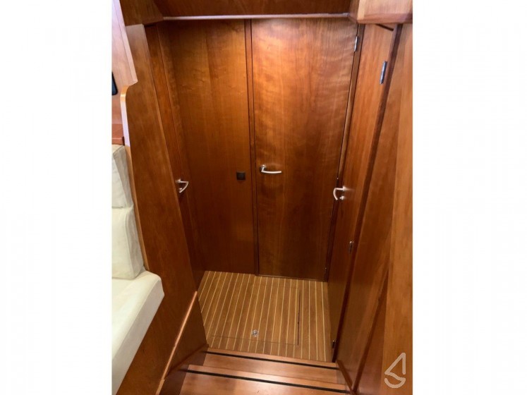 Succes 106 AC - Yacht Charter Sailica