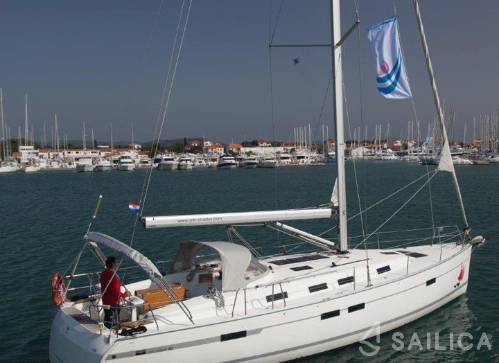 Bavaria 46 Cruiser - Yacht Charter Sailica