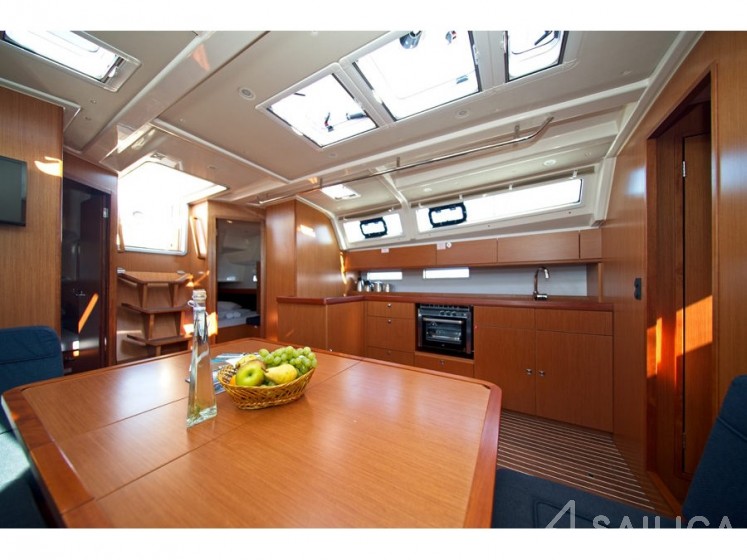 Bavaria 46 Cruiser - Yacht Charter Sailica