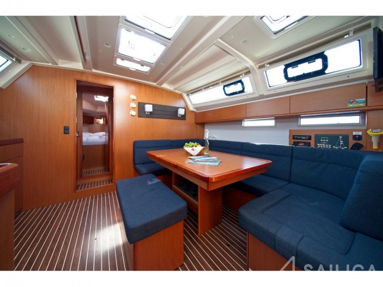 Bavaria 46 Cruiser - Yacht Charter Sailica