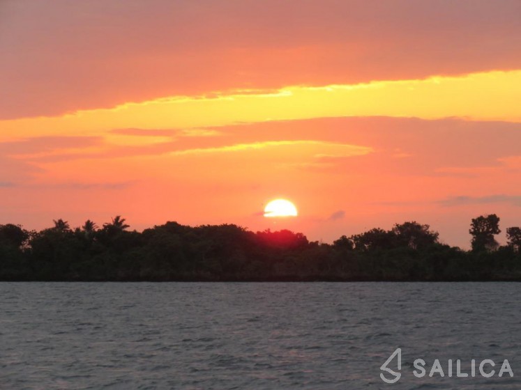 Leopard 48 - Yacht Charter Sailica