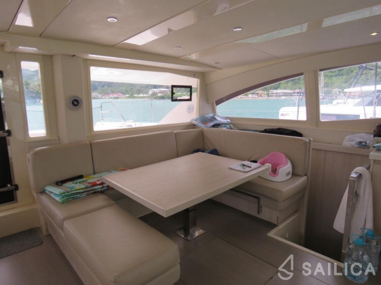 Leopard 48 - Yacht Charter Sailica